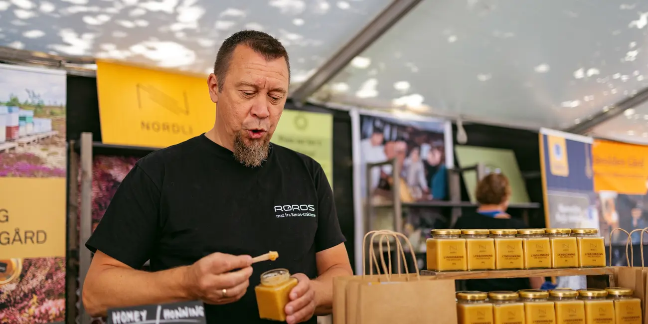 53916909900 Dcaeb97463 O