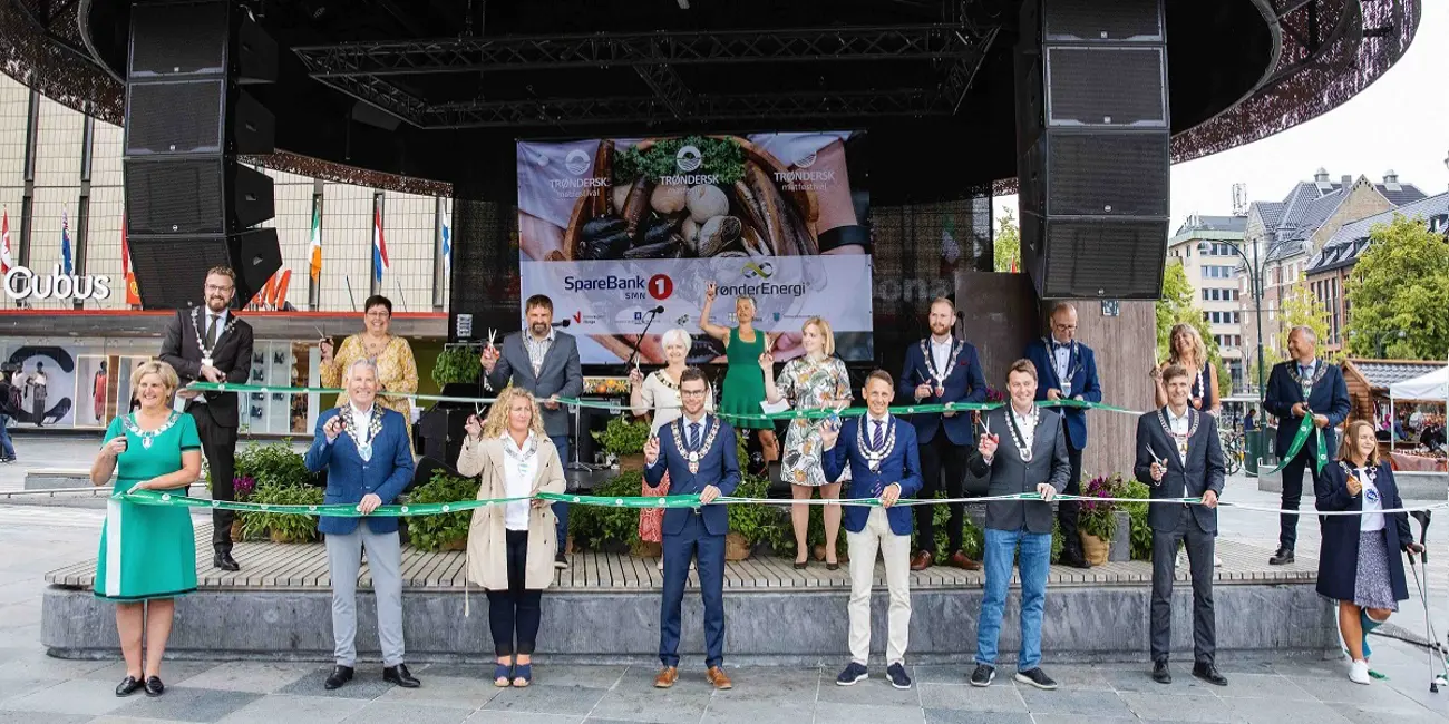 650 1200 True True 1 95 Fileshare Filarkivroot Matfestivalen Bilder Snorklipping Matfest2020 Photowillee Wright 107A1649 Ed 1200X650 Jpg