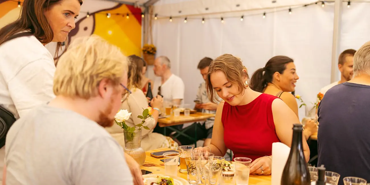 53898253852 F8c60e960c C